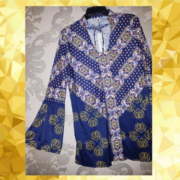 Tops - Beautiful Boho Blouse with Bell Sleeves🌟